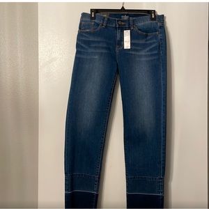NWT NY&Co Denim Jeans frayed hem ♥️